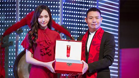中国美正当红，4001老百汇A股上市，引领新时代